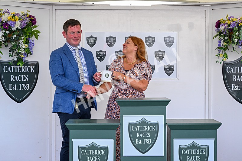040826-Race 3-Free World-3280 - Race 3 15.15pm Jacky Rylance 60th Birthday Celebration Handicap