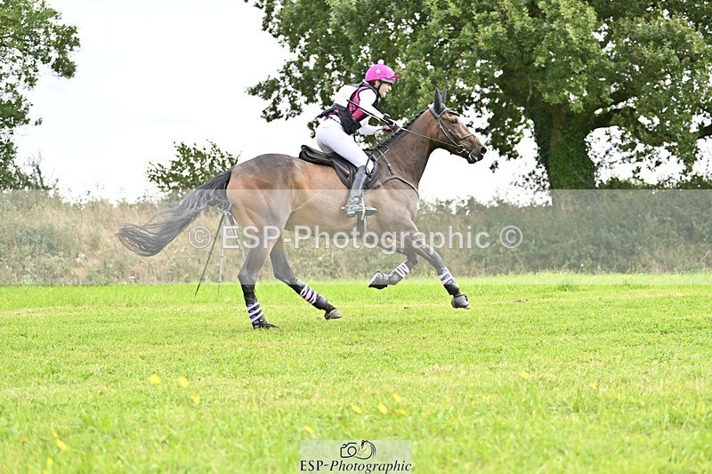 240831A-130925-02516 - 066-Catherine.Van.Randwyck-BALLYLENNON.SAMBUCA