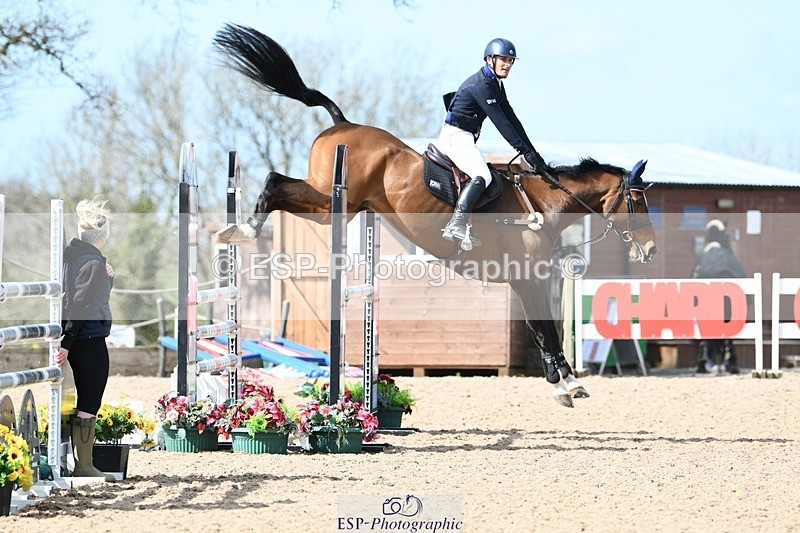 250328-130550-01134 - Cls 3 Snr Foxhunter