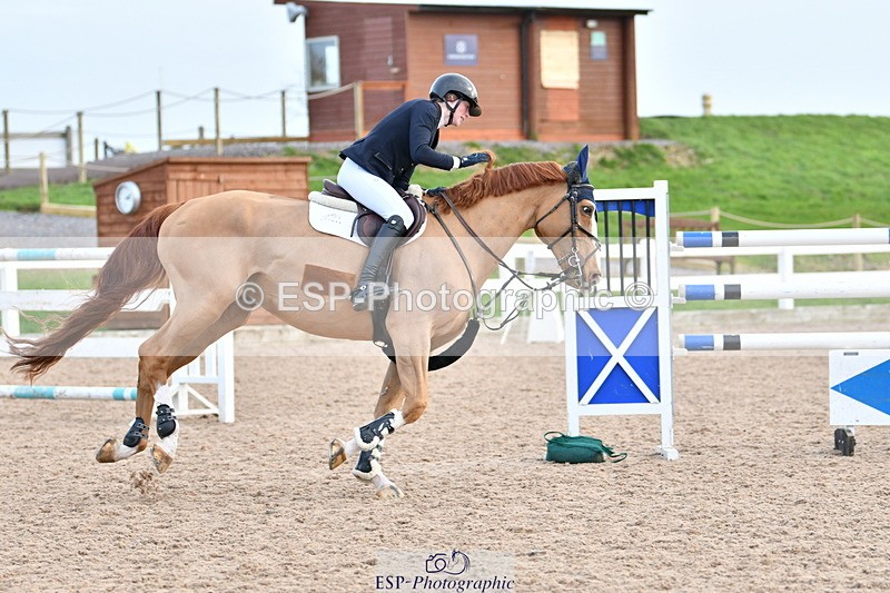 240124A-151304-00926 - Cls 6 National 1.30m & 1.40m