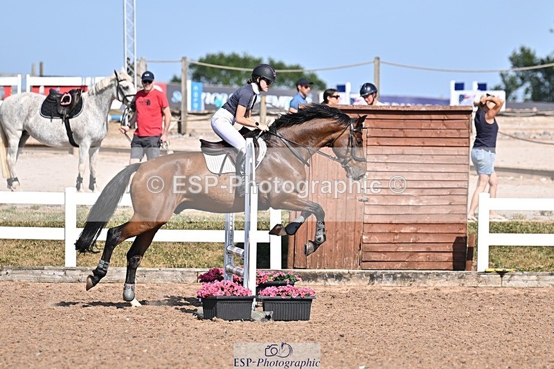 260714-165431-00125 - 70cm Classes