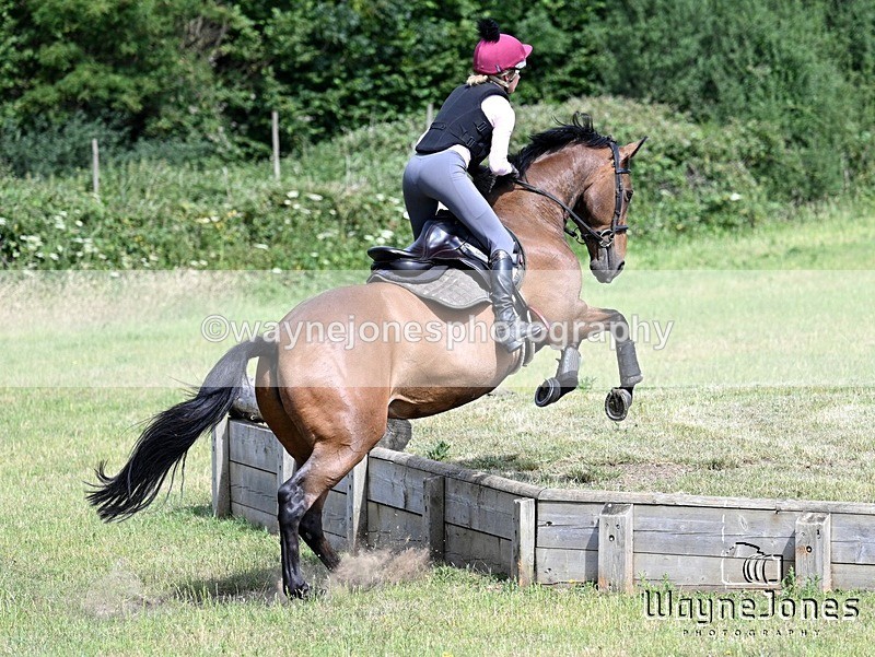 WJ7_9362 - Kellie Jade Ellie XC training with Kelly Harris 28-06-26