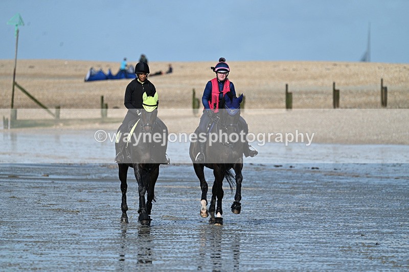 WJ7_4308 - Leigh Kelly & Jade Bennett 25-08-24