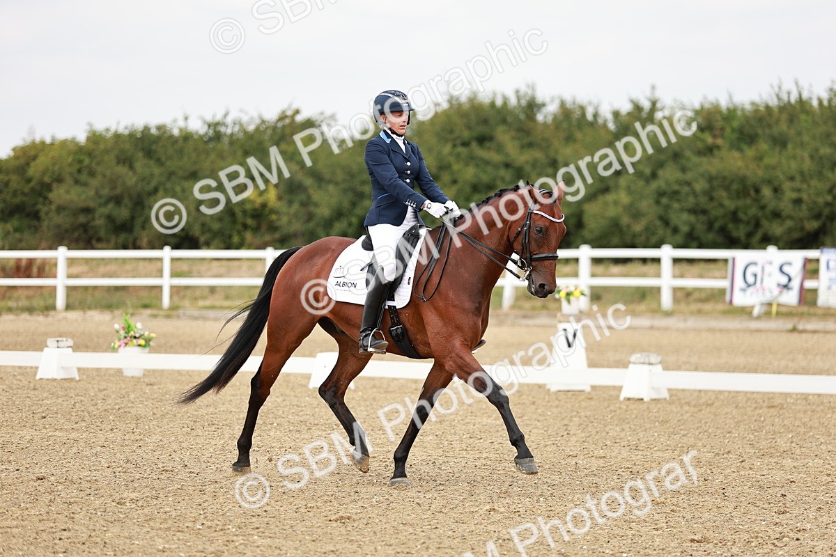 SBM_003564 - Class 7 - Advanced Medium 6 Gold - 13.16-14.36