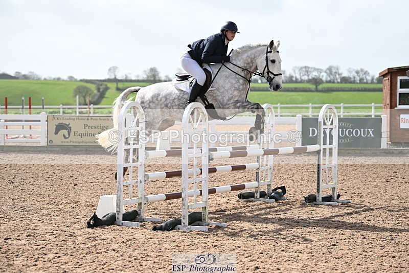 240407A-111828-05103 - Cls 27 Chard 1.05m & 1.10m Grand Prix