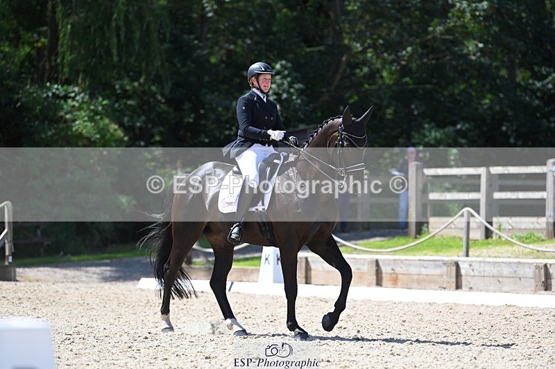 230811-122414-01264 - Cls 4 Adv Medium Silver