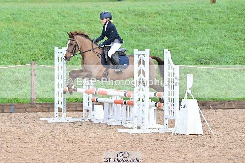 231203A-112835-00834 - Cls 16+17 Club and Schools 80cm