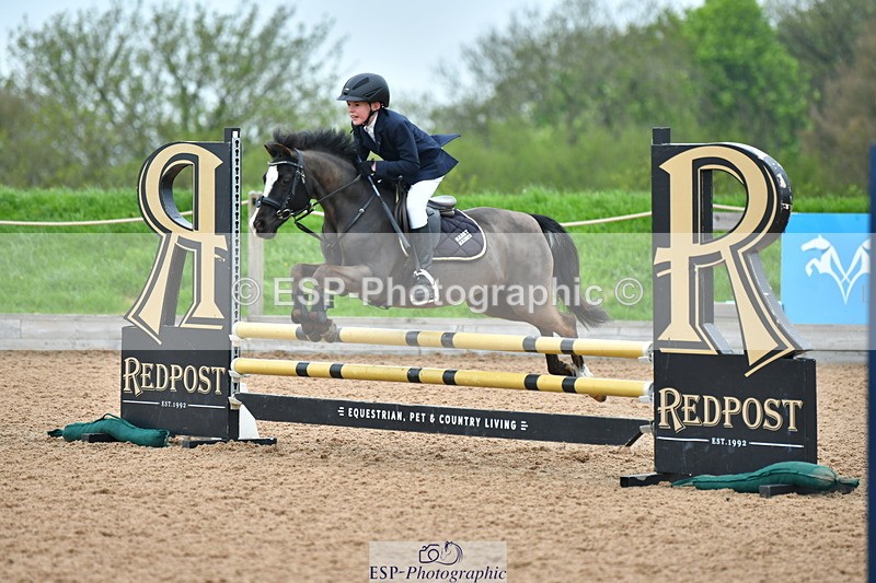 230513A-091104-00053 - Cls 11 Stepping Stones 128+138cm