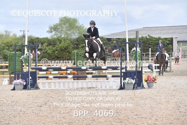 BPP_4069 - CLASS 4 Senior BritiNovice/ 90cm Open