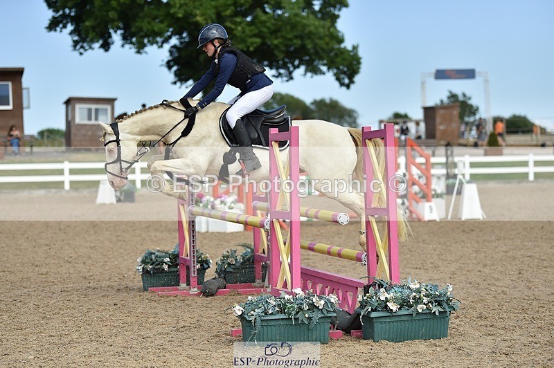 250628-172150-07127 - Cls 24 Pony Discovery & 90cm Open