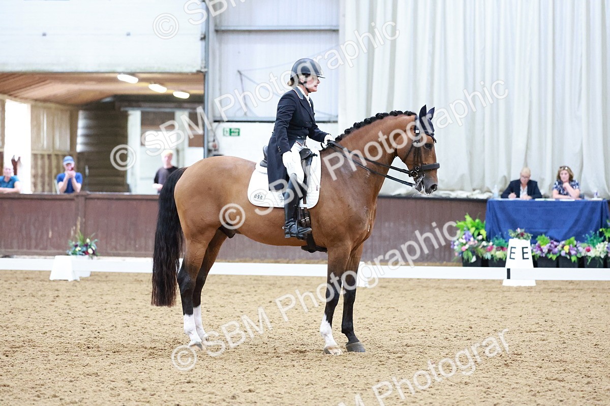 SBM_021136 - Class 13 - FEI INT I - 16.26-17.14