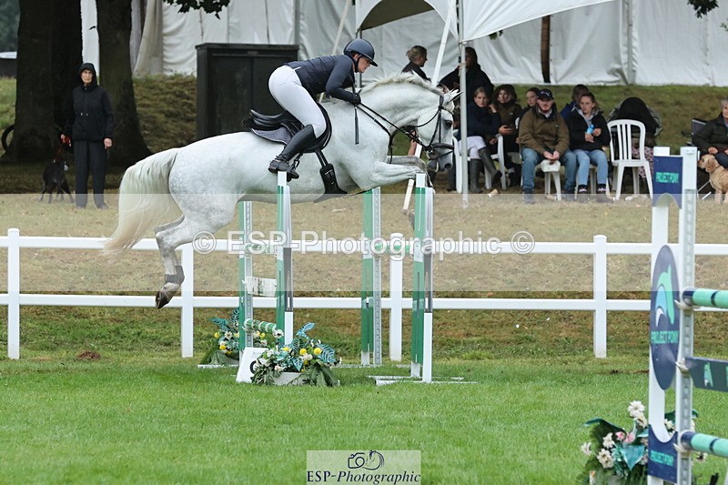 250830A-145408-07142 - Cls 16 Snr Newcomers and 1.10m Open