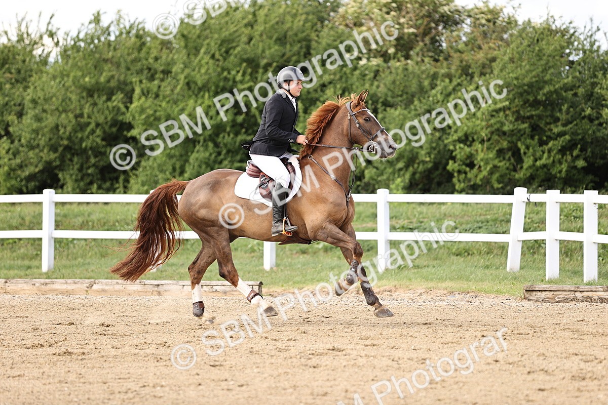 SBM_003755 - Class 13 - Senior Foxhunter - 1.20m