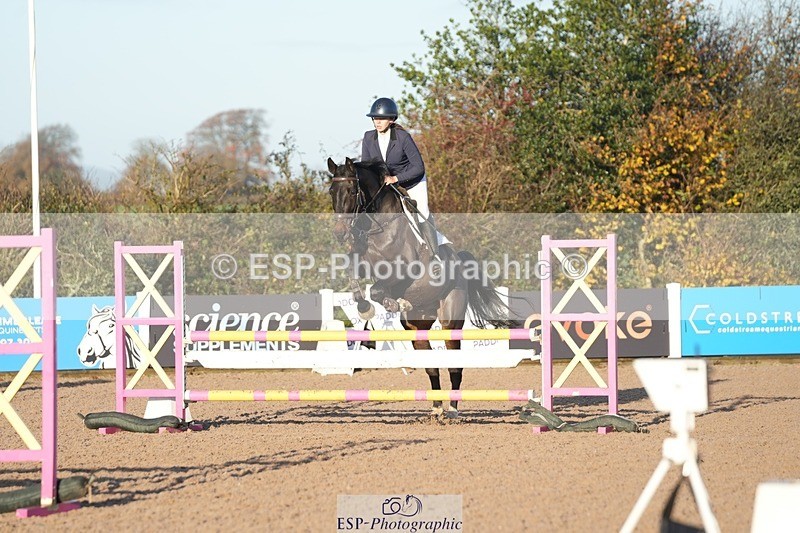 251108-084242-01809 - Cls 9 British Novice and 90cm Open