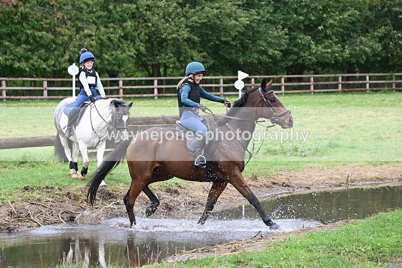 WJ6_2990 - Time at Photographer 11:01 to 11:20