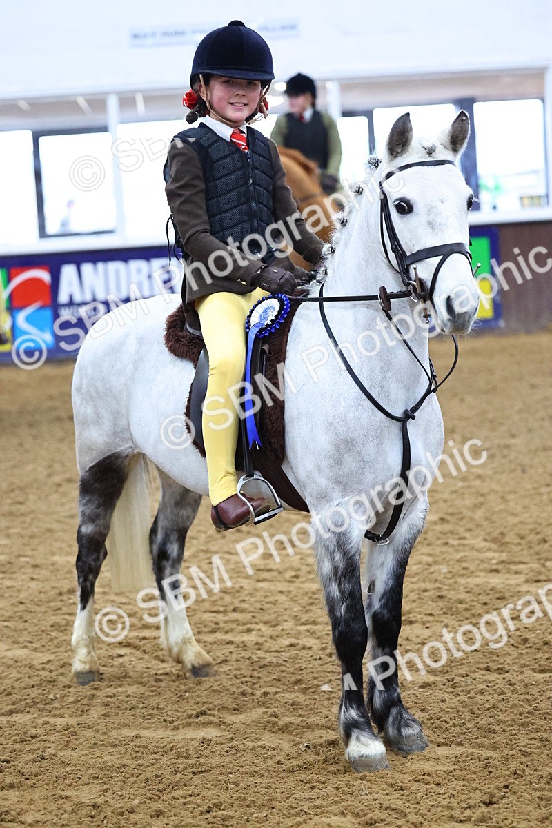 SBM_003197 - Class 35 - 60cm Training Stakes