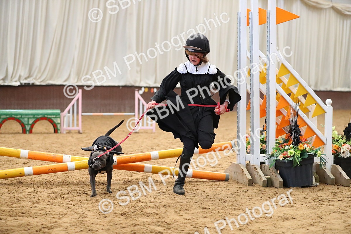 SBM_001333 - Class 3 - Horse & Hound