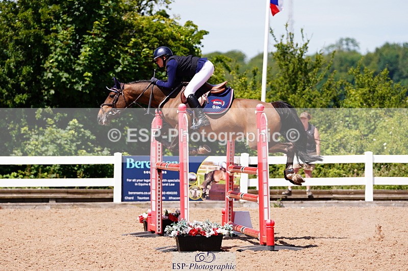 240629A-115934-05142 - Cls 18 Newcomers and 1m Open