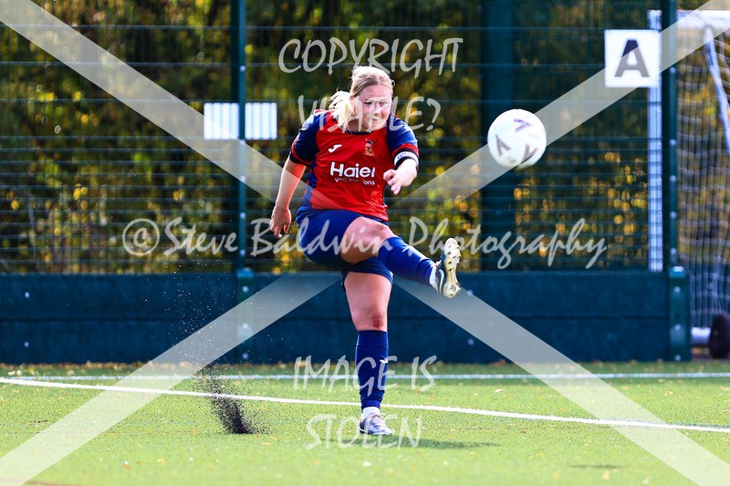 1DX30521 - 2025-10-05 FC Abbey Meads Ladies V Purton  Kingsdown FC Ladies