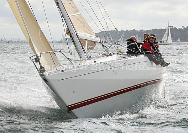 120630 NOPKOMIS GBR3951 WT7A1318 - ROUND THE ISLAND RACE - 30th June 2012