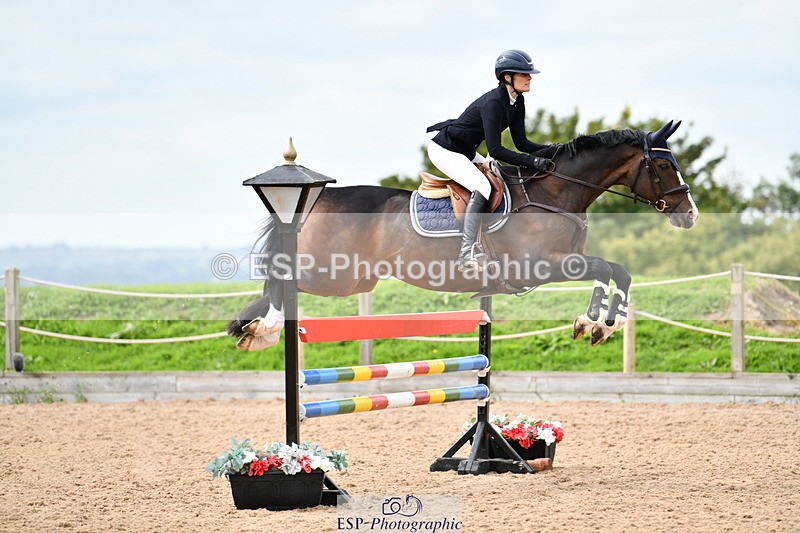 240915A-124325-09966 - Cls 27 Snr 1.05m & 1.10m GP