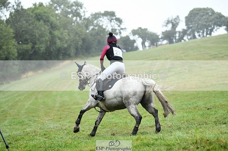 250830-151712-04303 - F-274-Isabella.Bonney