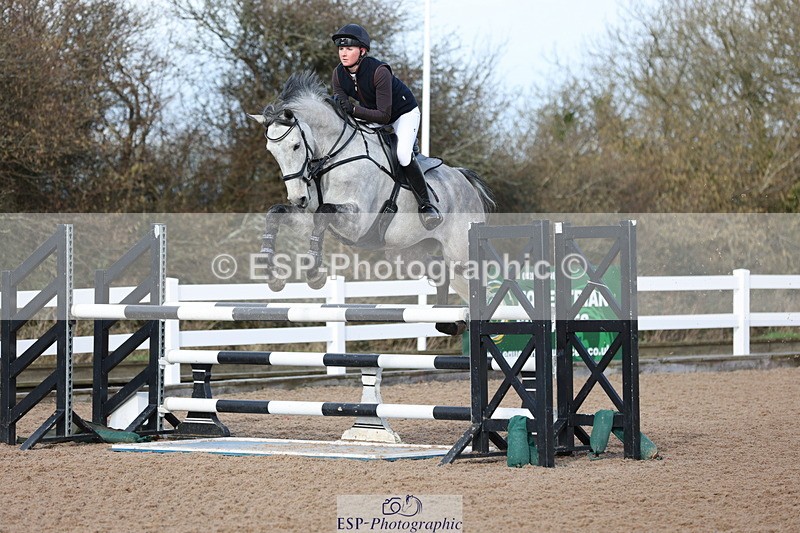 240223A-112317-00824 - Cls 4 Snr 1.05m Open