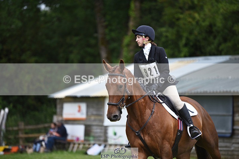 240630-120040-00595 - 921-Zoe_Richardson-Moonlight_Mayhem