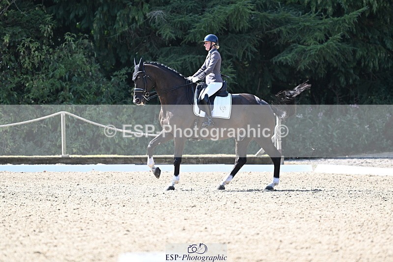 250810A-113218-05985 - 119-Lucy.BakerLast.Dancer