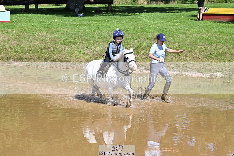 240728B-111600-01350 - Gemma's Group XC