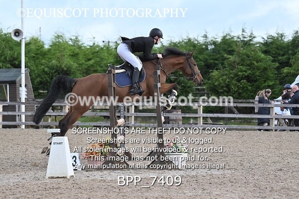 BPP_7409 - CLASS 3 Senior BritiNovice/ 90cm Open