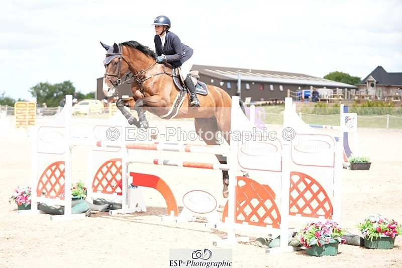 250801-113254-04940 - Cls 14 Snr Fox 1st Rnd