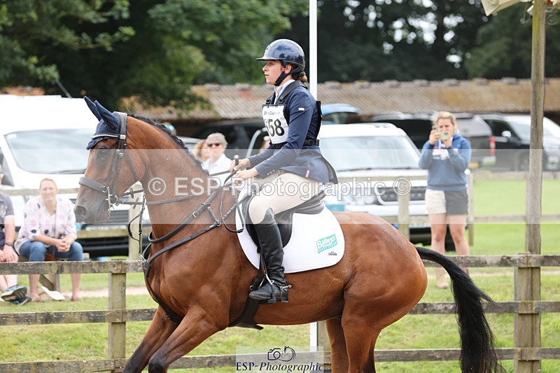 240804-141445-15743 - 658-Torie_Sleep-CLEVER