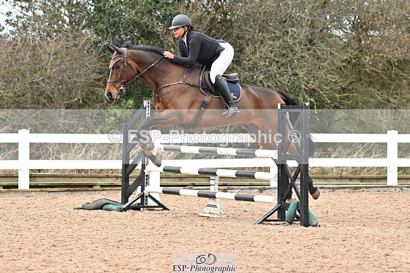 240224A-114310-03472 - Cls 11 Snr 1.05m and 1.10m Open