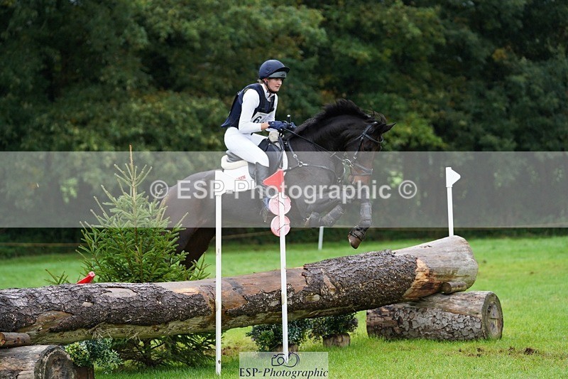 231021-115034-15623 - 645-COOLEY.CORPELLO-Francesca.Swallow-SC+XC