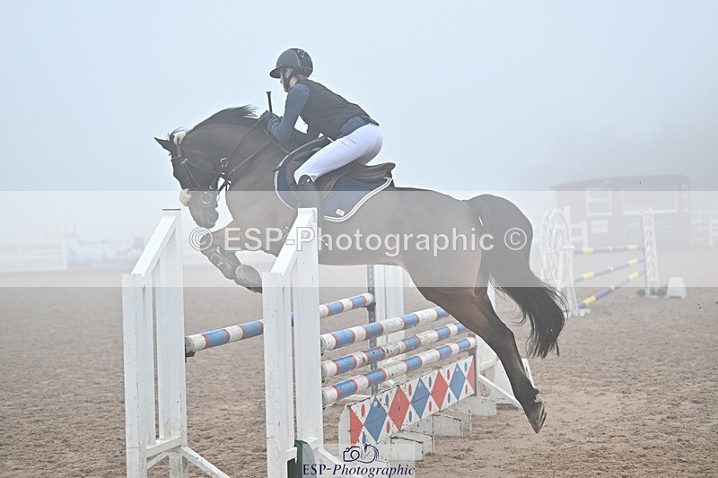 250208-124252-00640 - Cls 9 Pony Newcomers and 1m