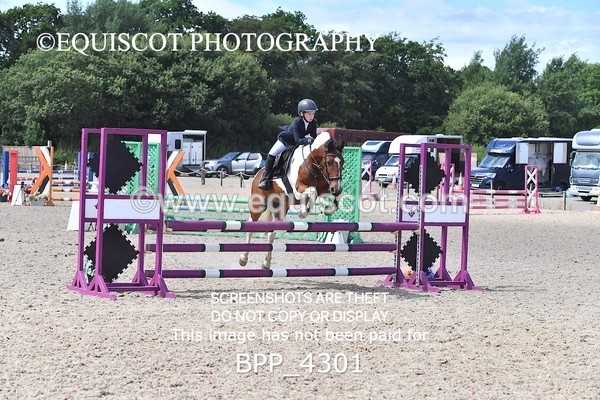 BPP_4301 - CLASS 18 SUN Stepping Stones 128/ 138cms Handicap