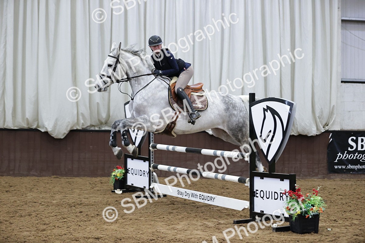 SBM_000942 - Class 3 - Nupafeed Supplements Senior Discovery/ 1m Open