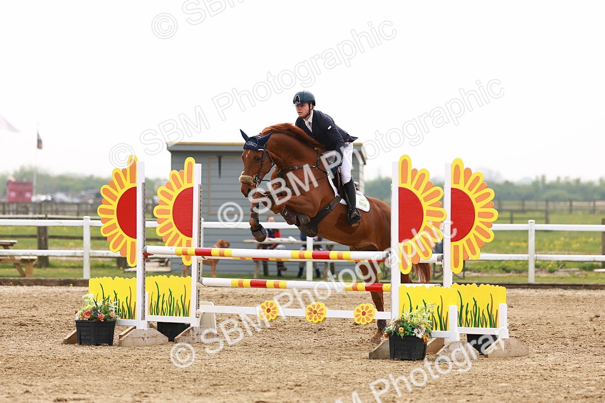  - Class 18 - Senior Newcomers - 1.10m