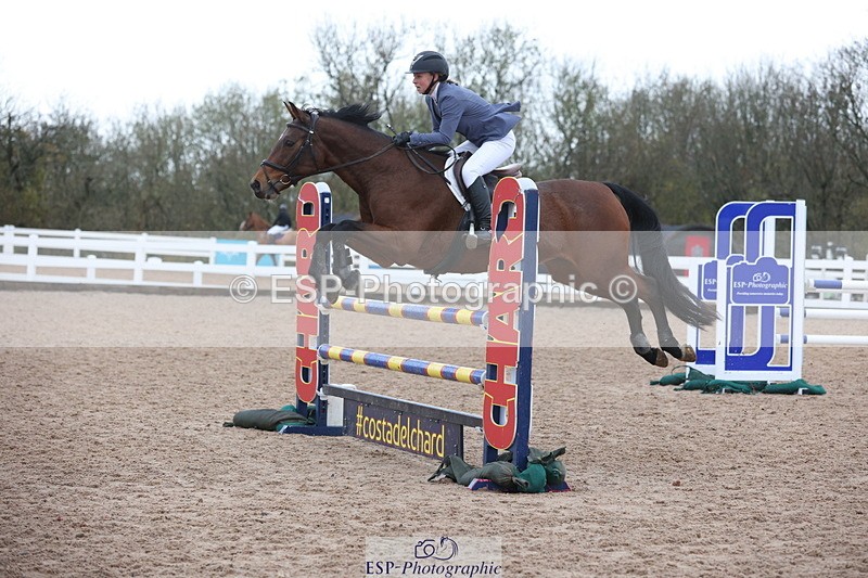 231112A-124911-04199 - Cls 19 Snr 1.05m Open