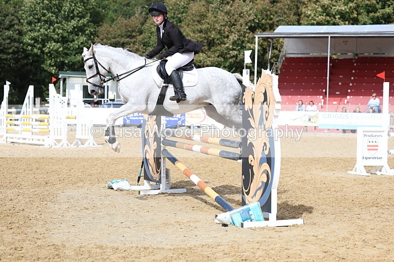 3E7A9839 - Class 10: Senior 95cm open