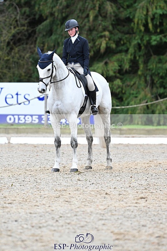 231019-165147-05443 - 072-CARROW.IROKO-Alice.England-DR