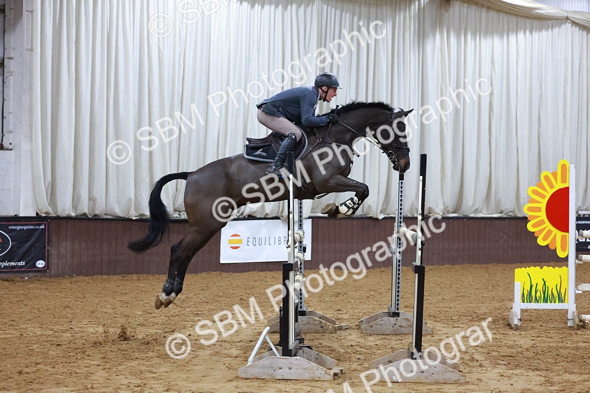 SBM_002573 - Class 5 - Senior Foxhunter 1.20m