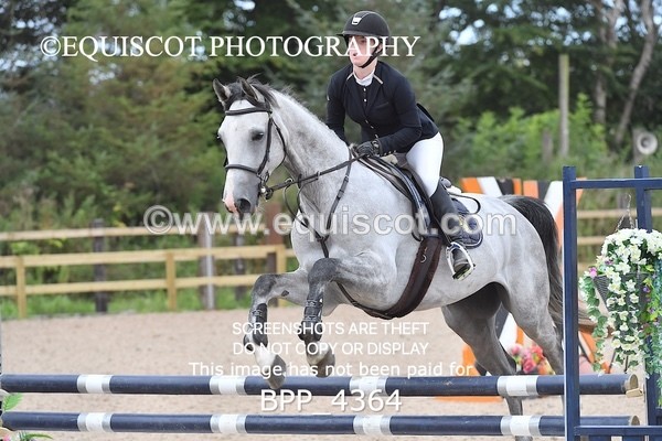 BPP_4364 - CLASS 12 SUN Senior British Novice/ 90cm Open