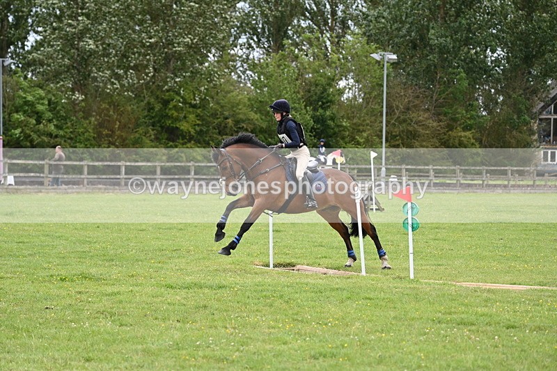 WJ6_3833 - Class 6 80cm