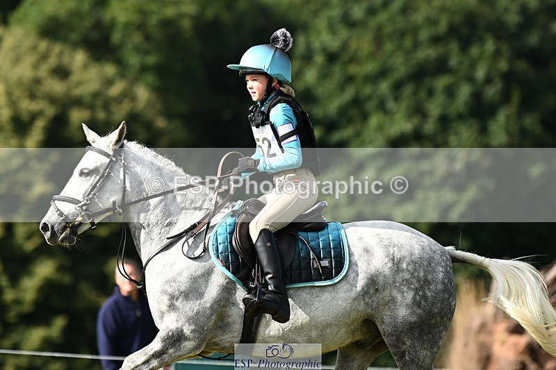 240825X-101320-31023 - 70cm XC 10.00 to 11.00