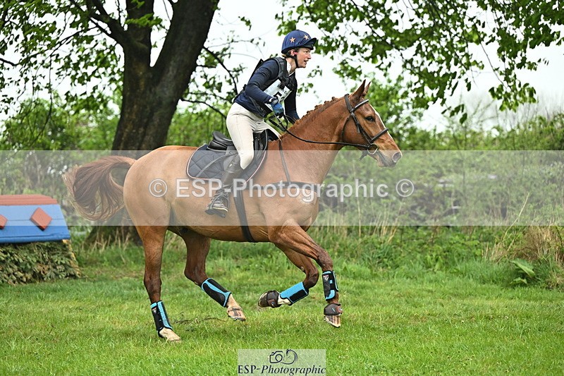 250418-103658-01499 - 053-Jancis.Weal-ESCAPE.THE.OPPOSITION