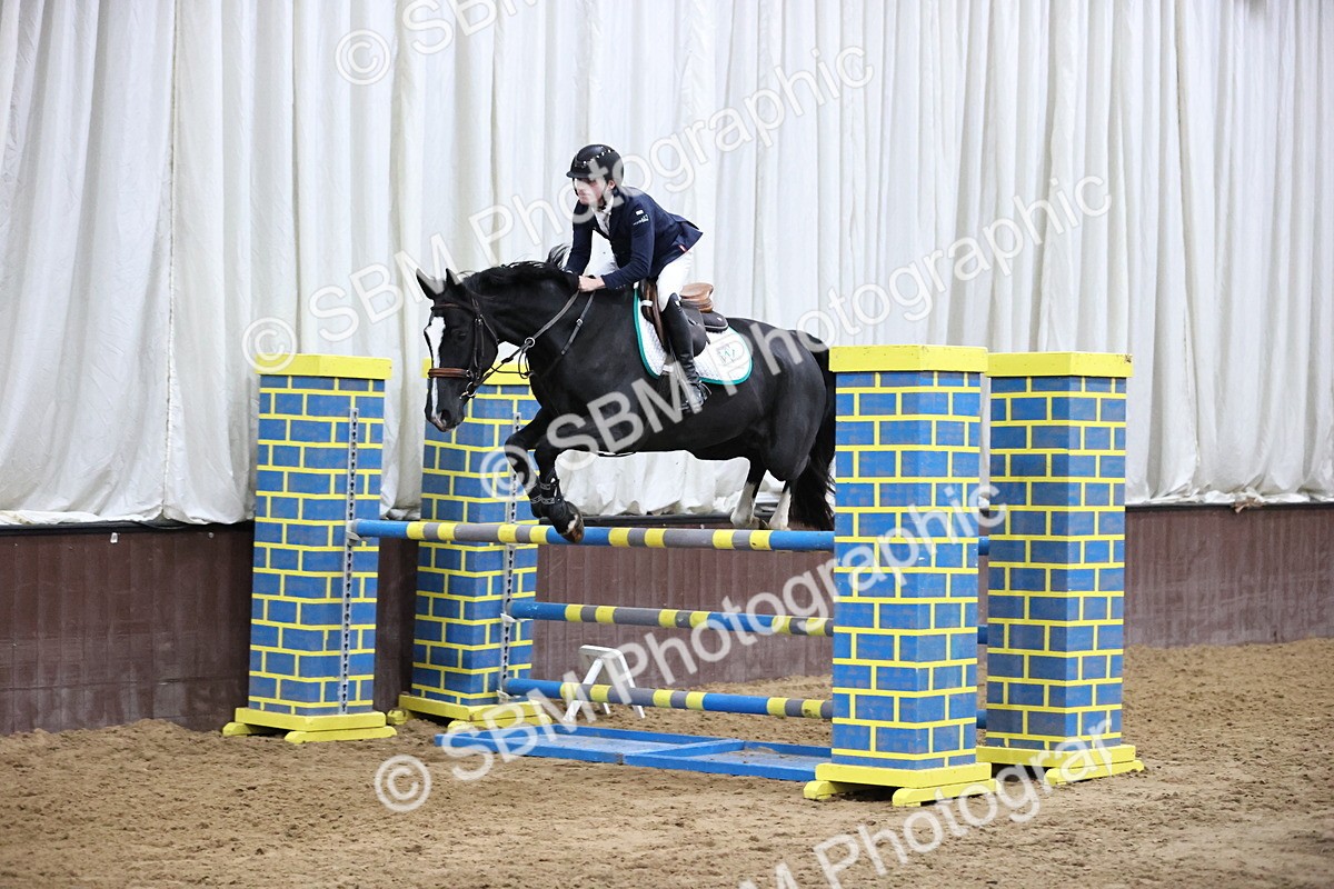SBM_002064 - Class 4 - Senior Newcomers - 1.10m Open