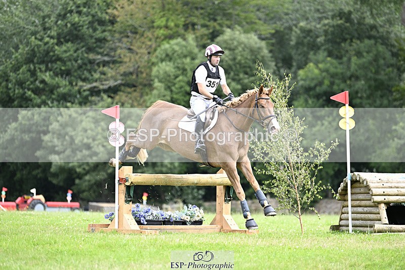 240804-114735-12135 - 351-Rupert_Batting-COOMBELAND_CEVIN