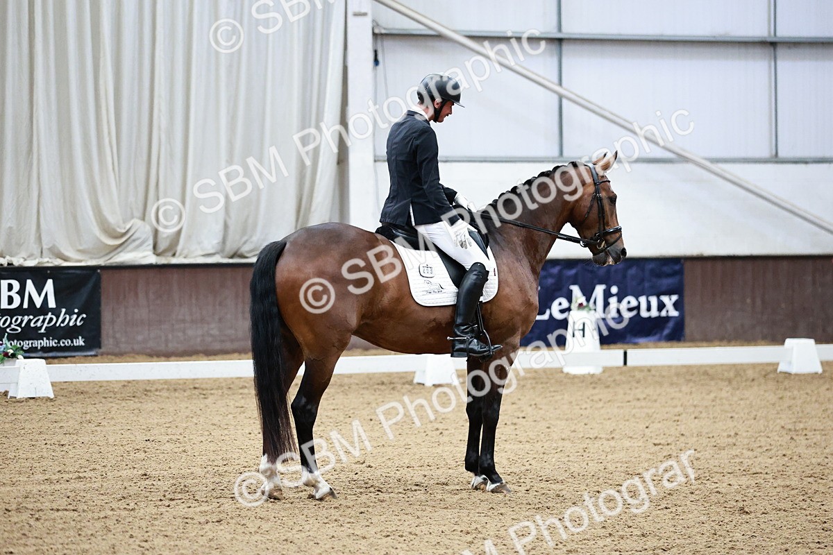 SBM_000608 - Class 1 - Prelim 6 Gold - 11.24-12.40